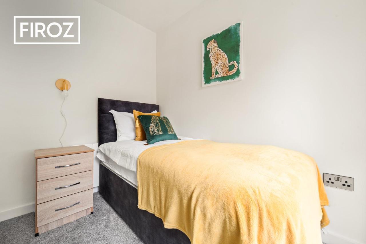 Spacious 4 Bedroom 3 Bath House For Families & Contractors With Free Parking, Fast Wi-Fi & Netflix By Firoz Property Management Leeds  Extérieur photo