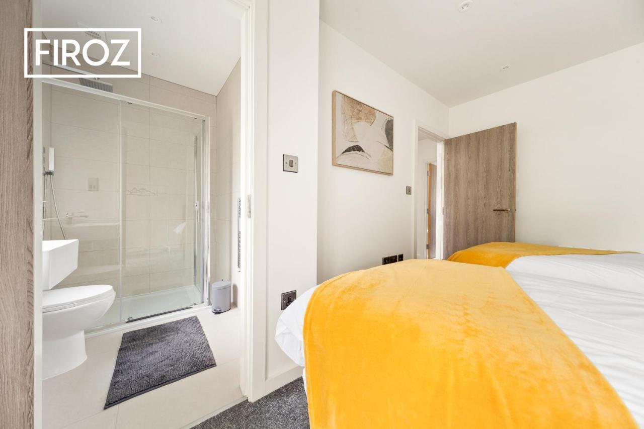 Spacious 4 Bedroom 3 Bath House For Families & Contractors With Free Parking, Fast Wi-Fi & Netflix By Firoz Property Management Leeds  Extérieur photo