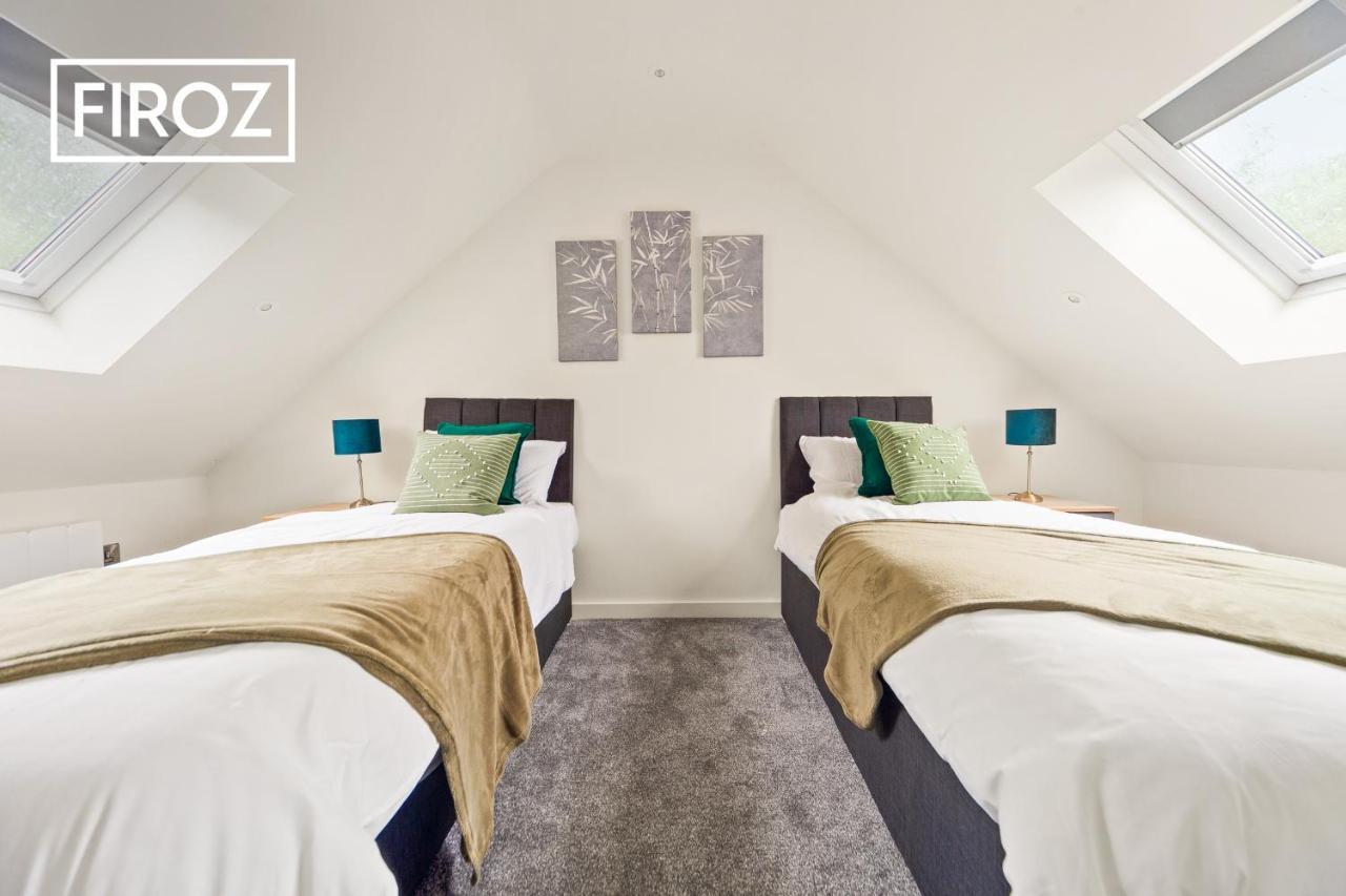 Spacious 4 Bedroom 3 Bath House For Families & Contractors With Free Parking, Fast Wi-Fi & Netflix By Firoz Property Management Leeds  Extérieur photo