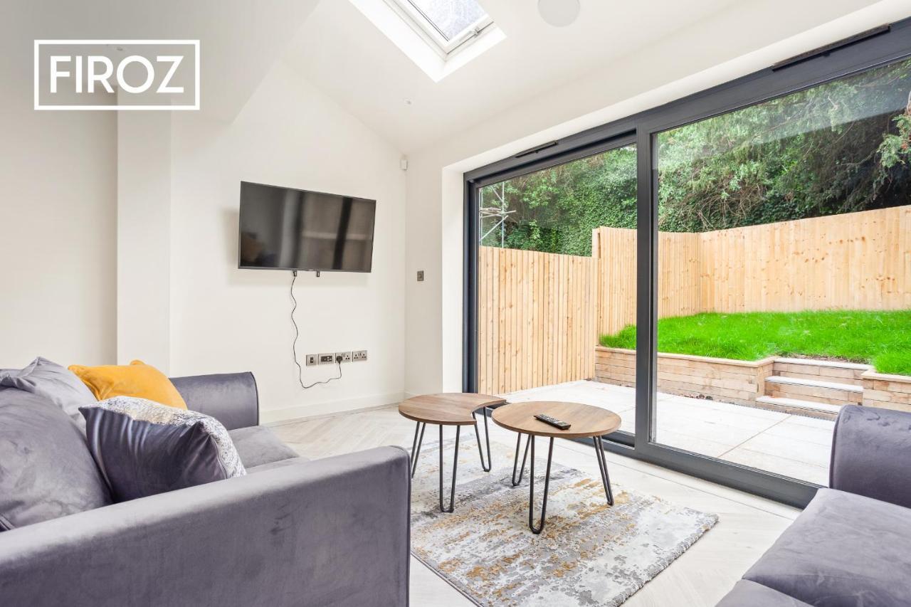 Spacious 4 Bedroom 3 Bath House For Families & Contractors With Free Parking, Fast Wi-Fi & Netflix By Firoz Property Management Leeds  Extérieur photo