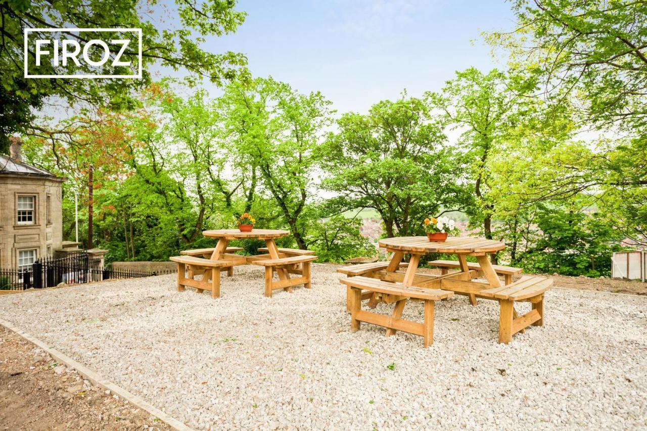 Spacious 4 Bedroom 3 Bath House For Families & Contractors With Free Parking, Fast Wi-Fi & Netflix By Firoz Property Management Leeds  Extérieur photo